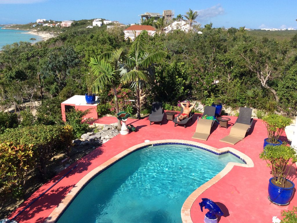 Seclude Oceanfront villa Providenciales tci