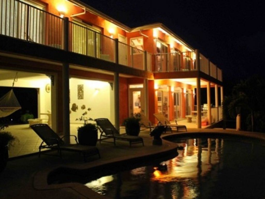 villa with private beach Providenciales